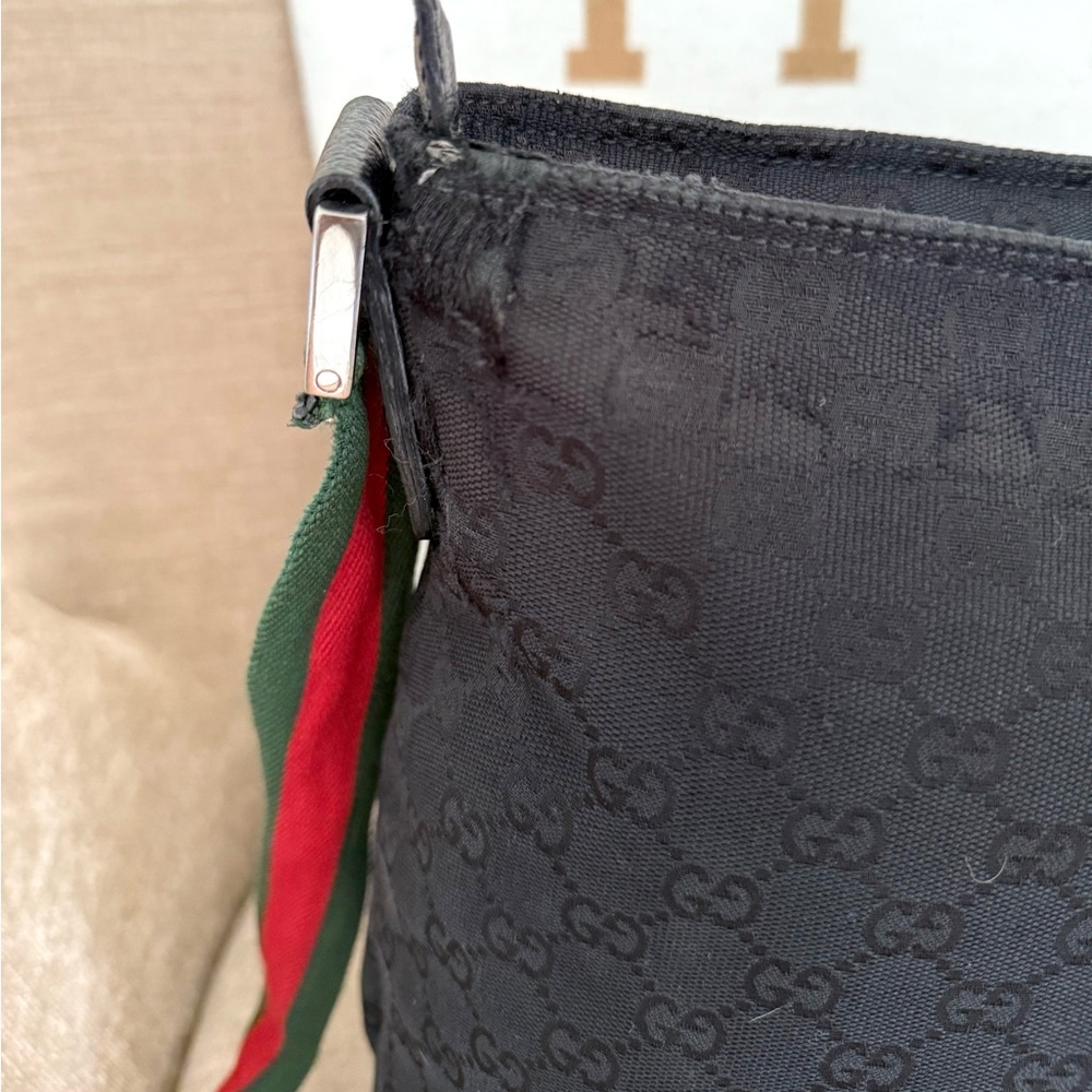Gucci authentic black monogram canvas crossbody Messanger bag red green ribbon - Picture 9 of 16